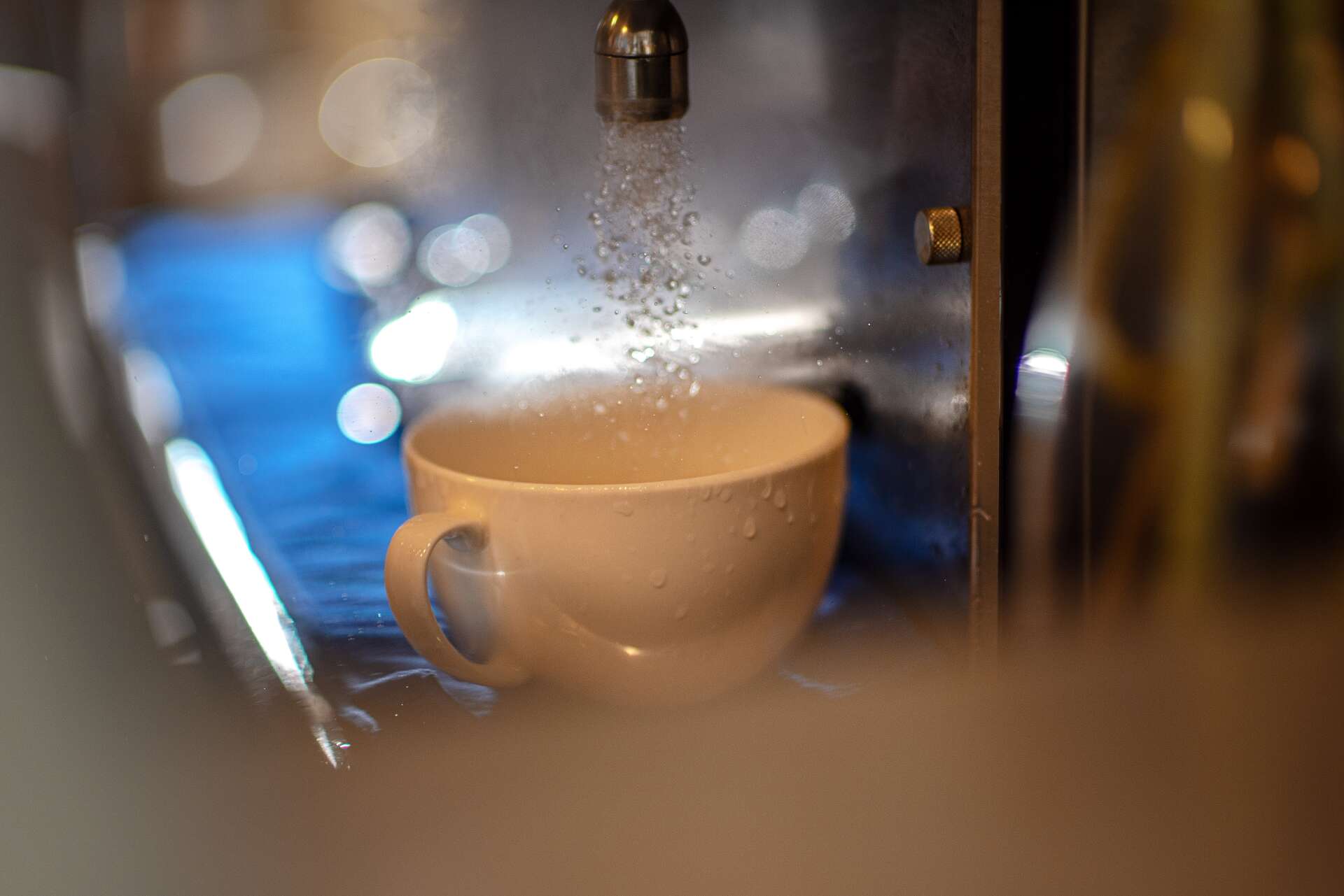 Kaffeemaschine reinigen: Die besten Hausmittel gegen Kalk
