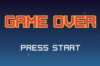 Game Over Schriftzug im Retrodesign 